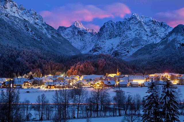 kranjska-gora-slovenia-winter-ski-vacation-holidays-world-ski-cup